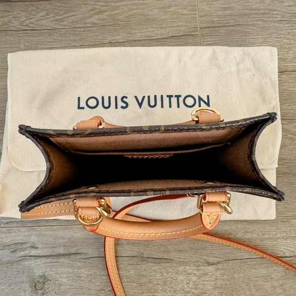 Authentic Louis Vuitton Petit Sac Plat bag - Picture 13 of 14